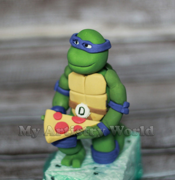 Ninja Turtle Donatello cake topper