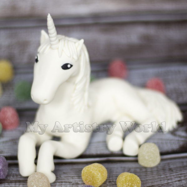 Unicorn cake topper