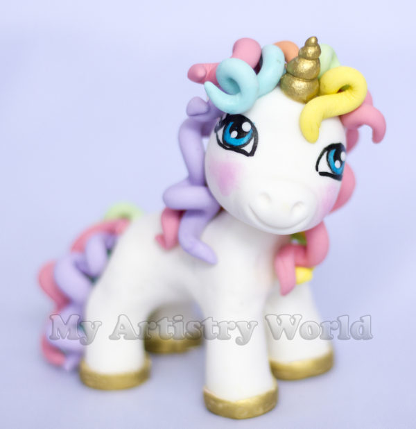 Unicorn cake topper