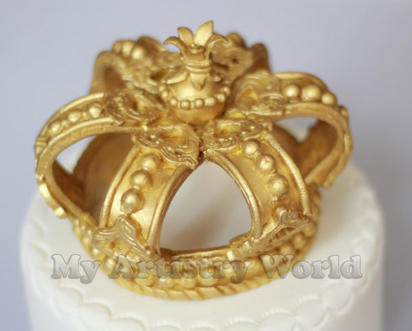 Crown cake topper