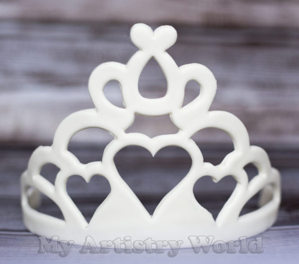 Tiara cake topper