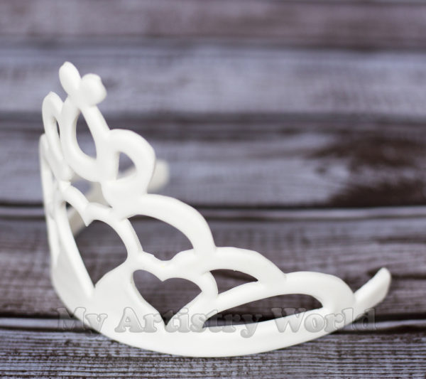 Tiara cake topper