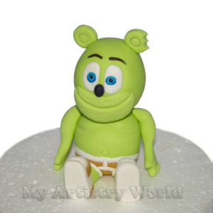 Gummy Bear cake topper