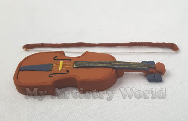 Violin cake topper