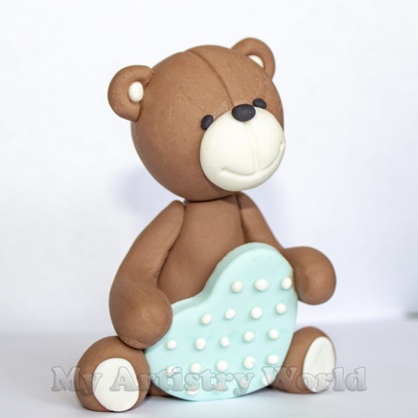 Bear cake topper