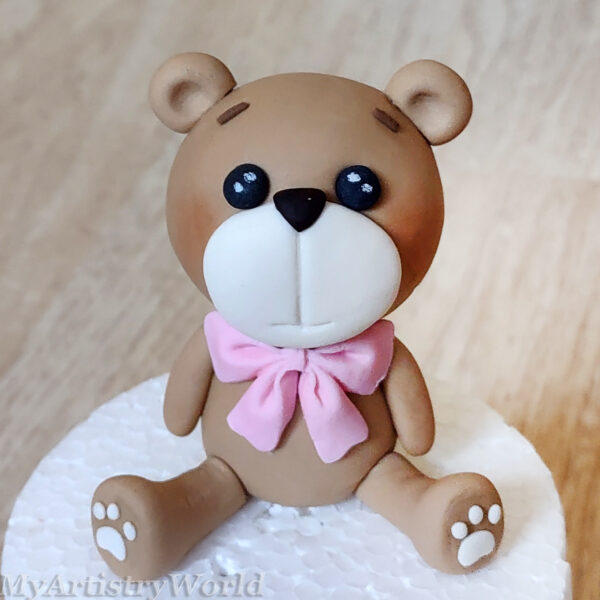 Bear cake topper