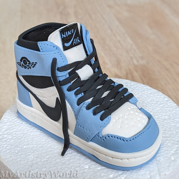 sneaker cake topper