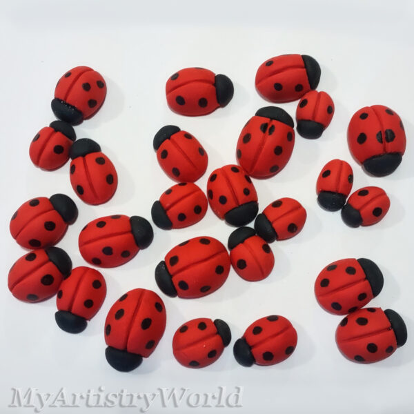 Ladybugs cake/cupcake toppers