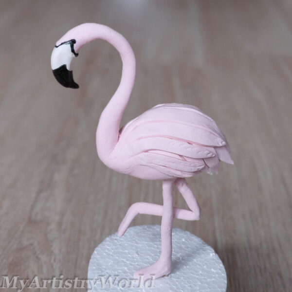 Flamingo cake topper