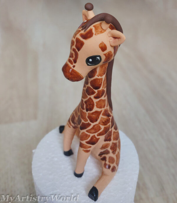 Giraffe cake topper