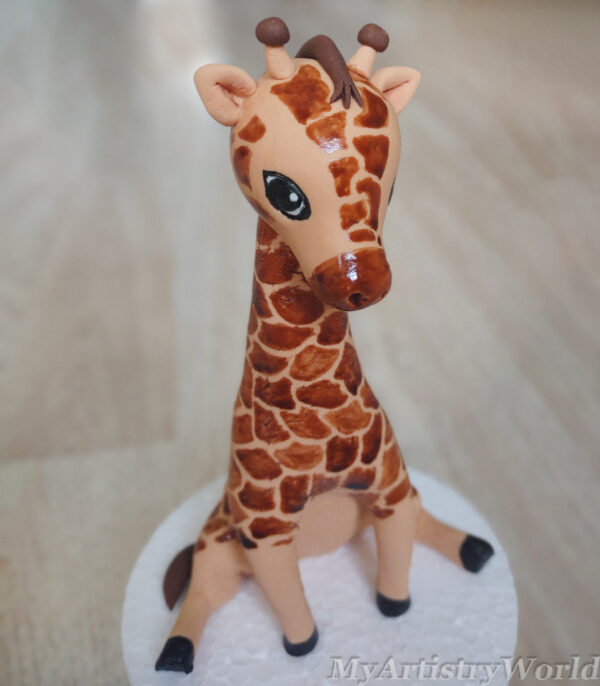 Giraffe cake topper