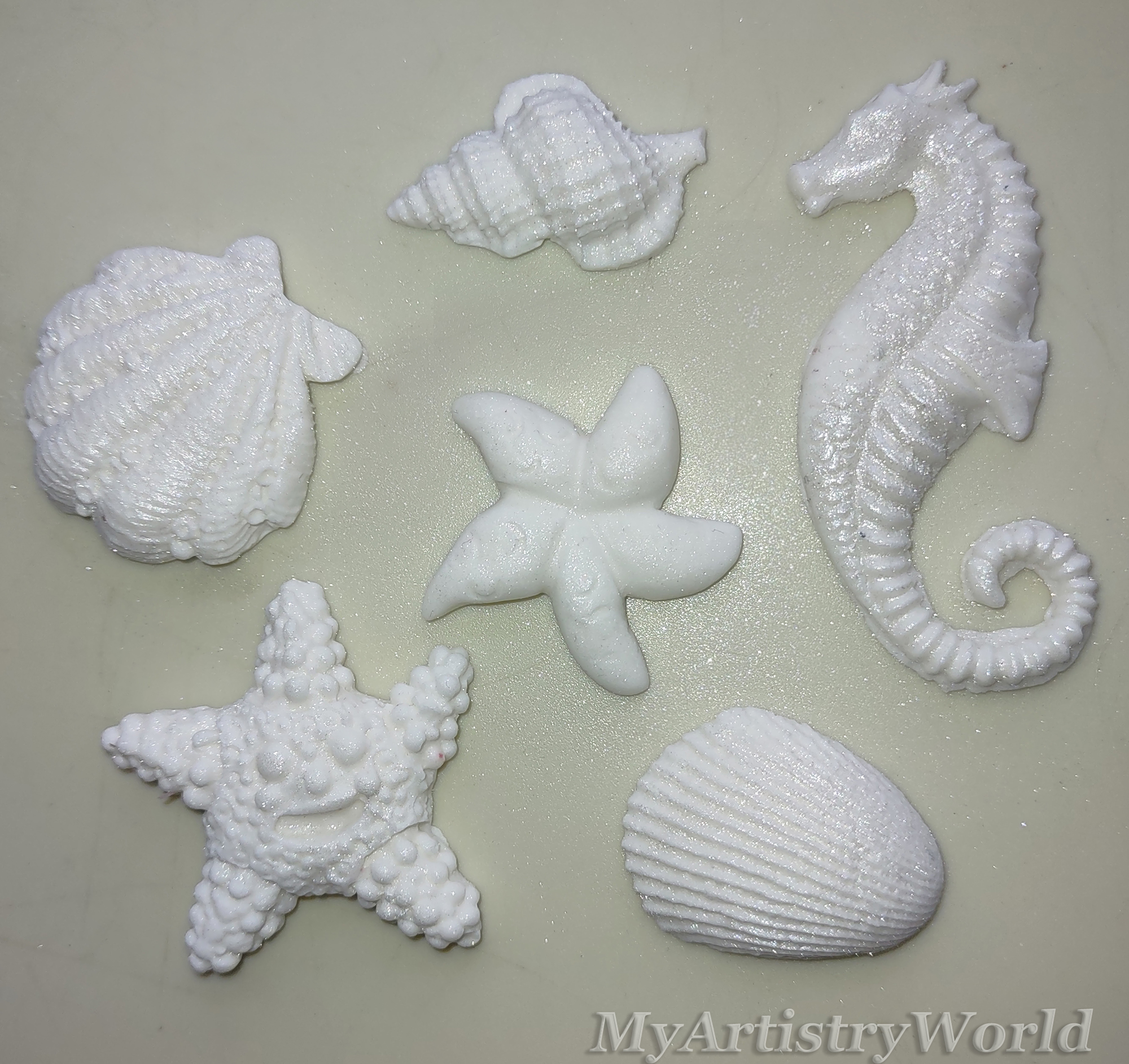 Seashell cake toppers