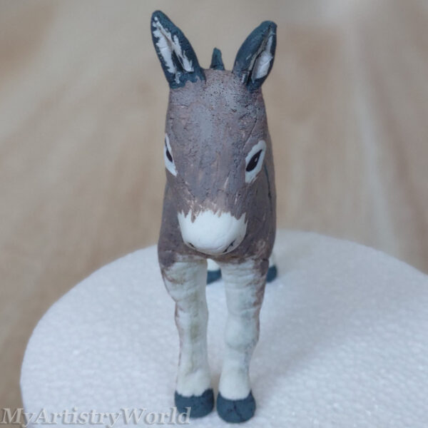 Donkey cake topper