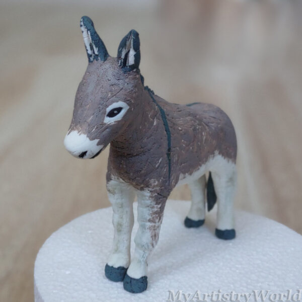 Donkey cake topper