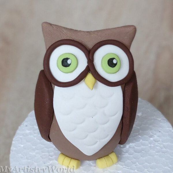 Owl cake topper