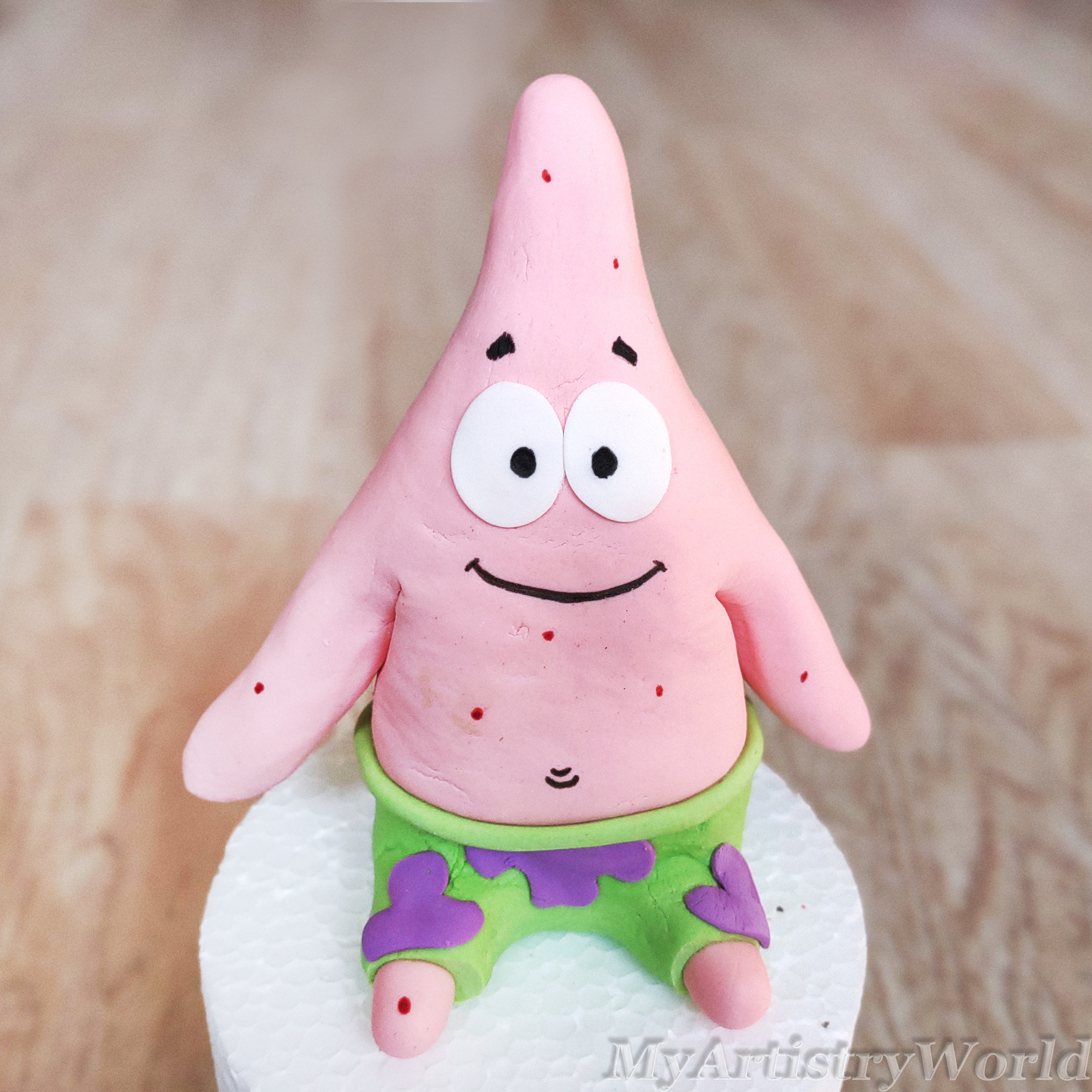 Patrick Star cake topper